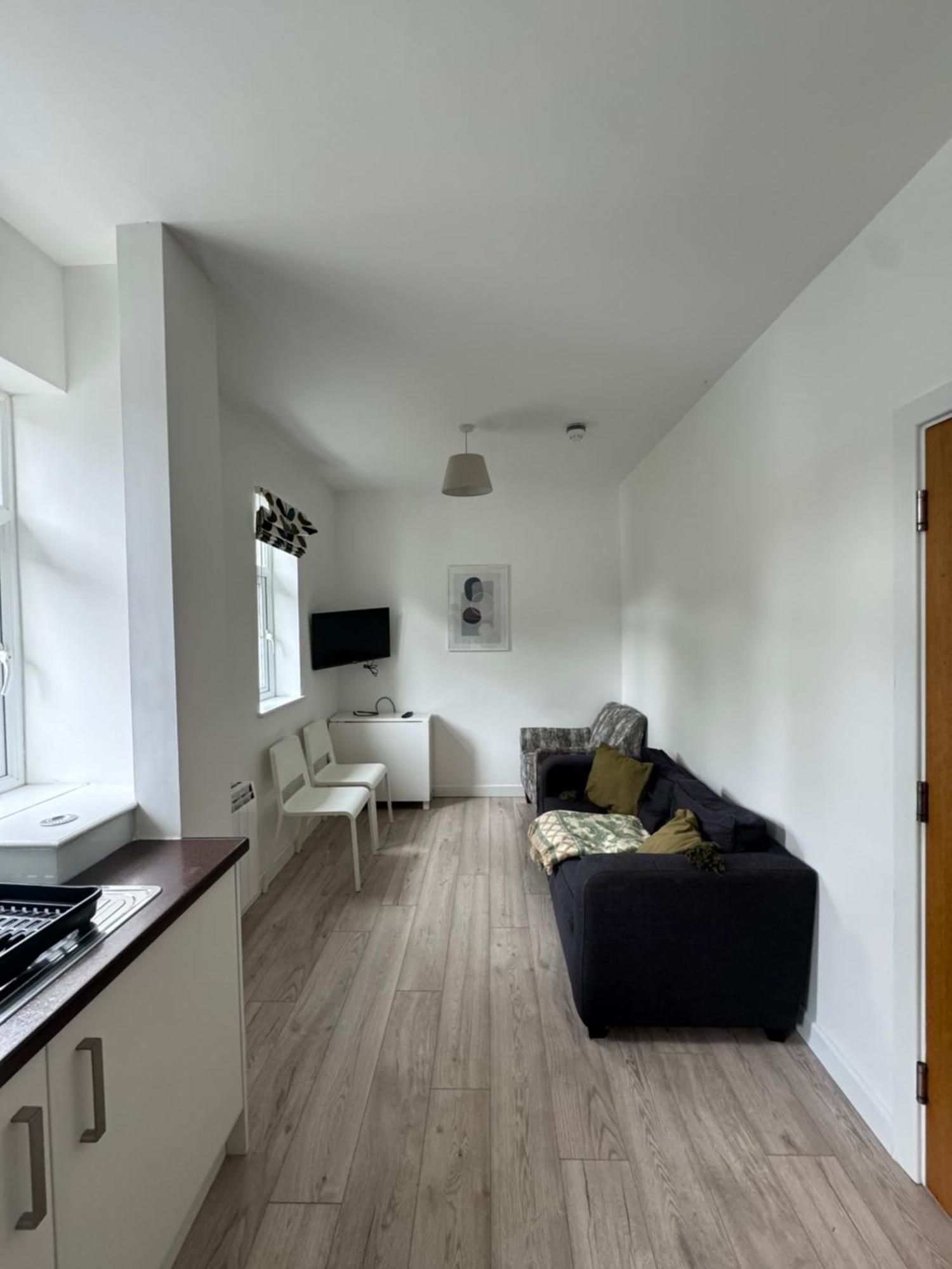 Armyn House Apartments, Your Coastal Escape In فالموث المظهر الخارجي الصورة
