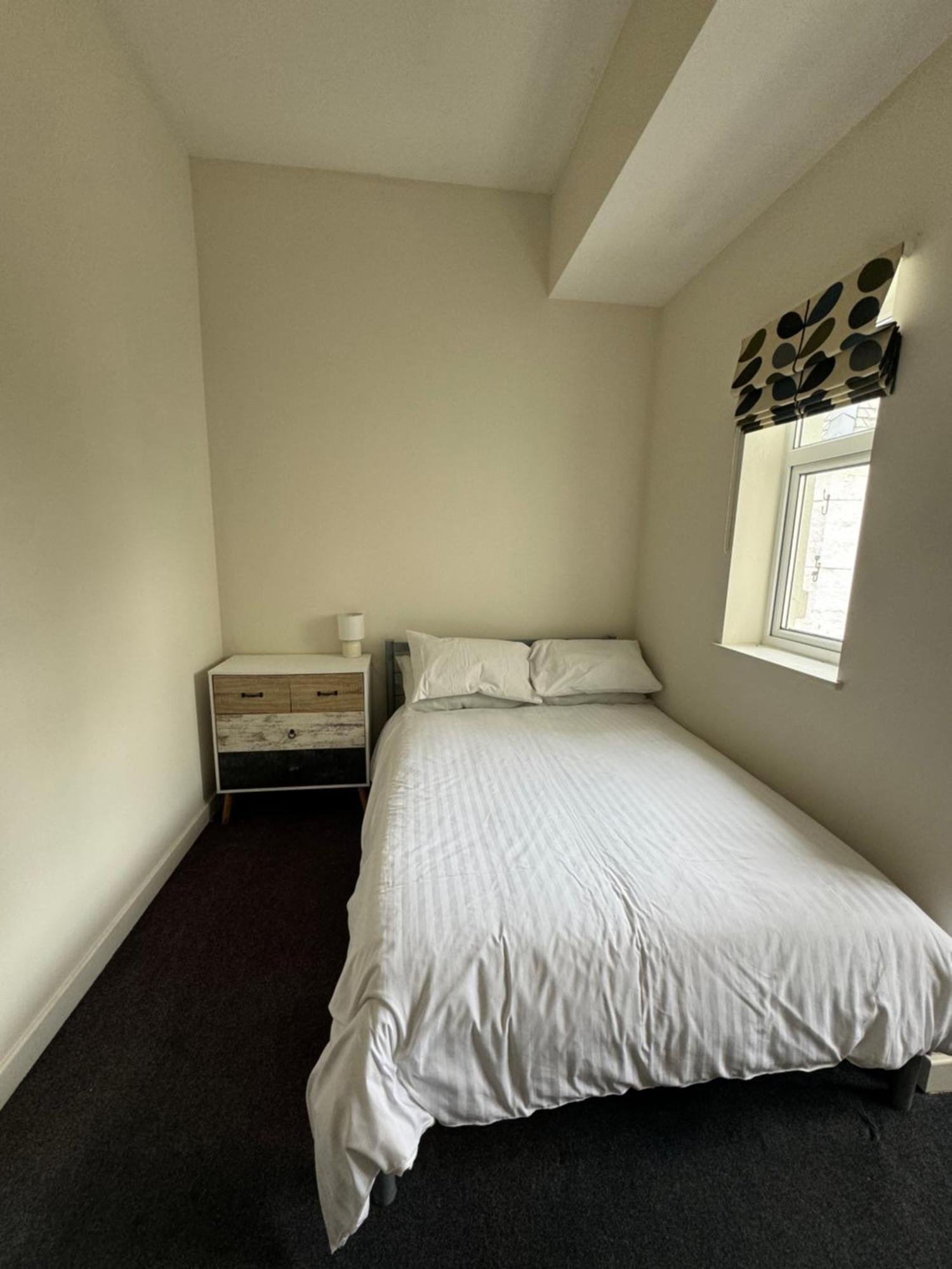 Armyn House Apartments, Your Coastal Escape In فالموث المظهر الخارجي الصورة